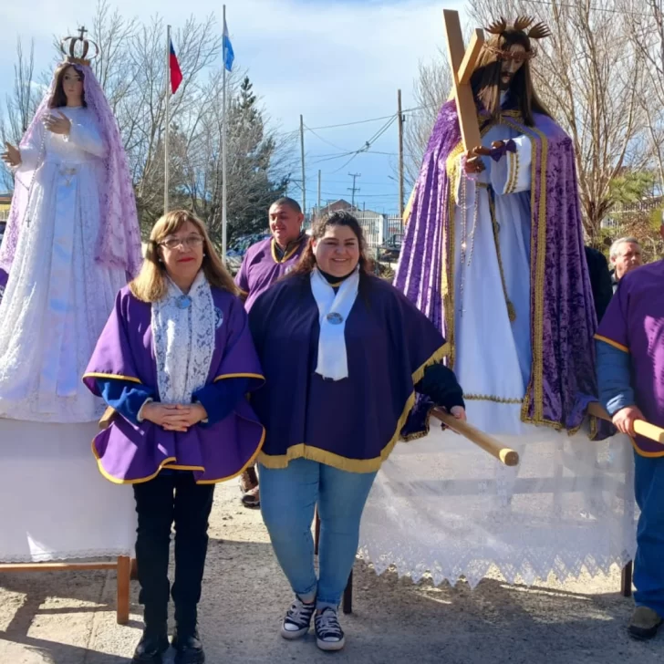 Devotos en Río Gallegos celebraron a Jesús Nazareno de Caguach Devotos en Río Gallegos celebraron a Jesús Nazareno de Caguach
