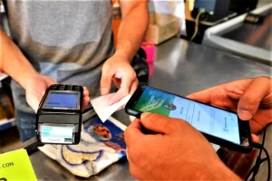 Mercado Pago y la mora: Galperin pone el foco en los montos y CEPA cuestiona qué hay detrás del endeudamiento