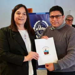 En su 53° aniversario de su fundación, Tres Lagos declaró Huésped de Honor al gobernador Claudio Vidal