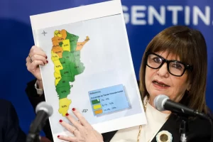 El oficialismo dio de baja el artículo que ampliaba la venta de tierras a extranjeros El oficialismo dio de baja el artículo que ampliaba la venta de tierras a extranjeros