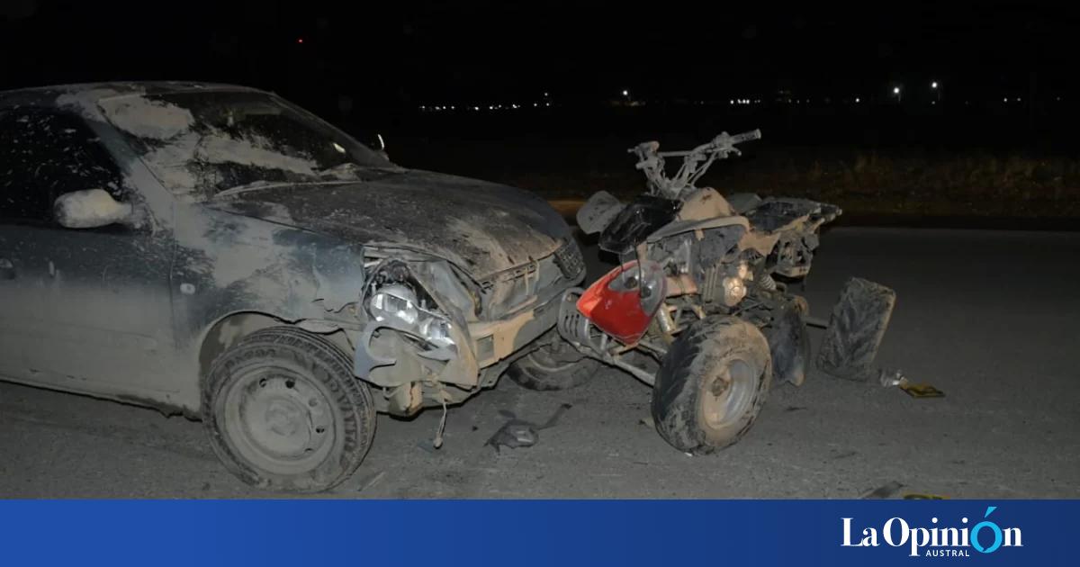 Choque entre un auto y un cuatriciclo en el barrio San Benito: un hombre hospitalizado
