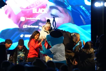 Duro cruce del Gobierno de Vidal a Belloni por el Mundial de Aguas Frías: denunció “trabas” del municipio y aseguró que evitó un “papelón” Duro cruce del Gobierno de Vidal a Belloni por el Mundial de Aguas Frías: denunció “trabas” del municipio y aseguró que evitó un “papelón”