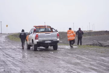 A una semana de la desaparición de César Aguilar, Protección Civil continua con los rastrillajes en la costanera de Río Gallegos A una semana de la desaparición de César Aguilar, Protección Civil continua con los rastrillajes en la costanera de Río Gallegos