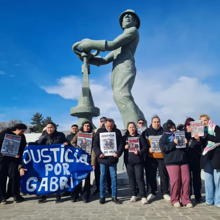El dolor de la señora y la familia de Gabriel Trujillo: “No entendemos la libertad que tiene el acusado, da bronca” El dolor de la señora y la familia de Gabriel Trujillo: “No entendemos la libertad que tiene el acusado, da bronca”