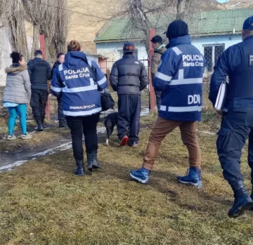 Allanaron viviendas y recuperaron elementos vinculados a un robo a YCRT en Julia Dufour Allanaron viviendas y recuperaron elementos vinculados a un robo a YCRT en Julia Dufour