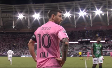 Lionel Messi volvió a jugar con el Inter Miami tras la muerte de su padre y fue ovacionado Lionel Messi volvió a jugar con el Inter Miami tras la muerte de su padre y fue ovacionado