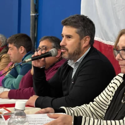 Leonardo Roquel asumió la presidencia de la UCR de Santa Cruz y puso la mirada en 2027 Leonardo Roquel asumió la presidencia de la UCR de Santa Cruz y puso la mirada en 2027