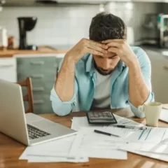 Endeudamiento familiar: la morosidad alcanzó niveles récord y ya hay casi 6 millones de deudores en Argentina