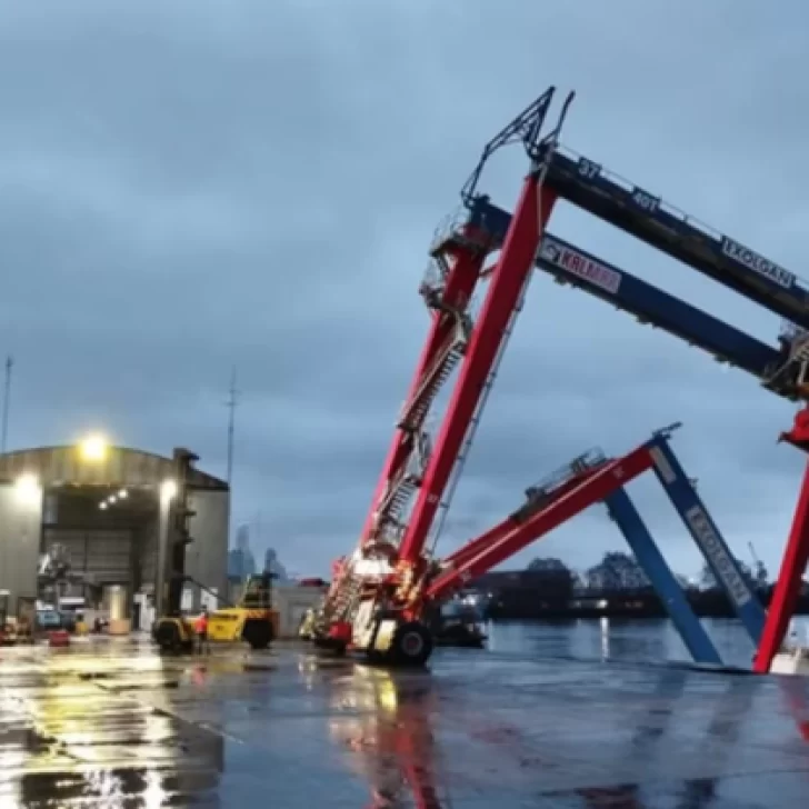 Se derrumbó parte de un muelle en Puerto Dock Sud tras el fuerte temporal en Buenos Aires Se derrumbó parte de un muelle en Puerto Dock Sud tras el fuerte temporal en Buenos Aires