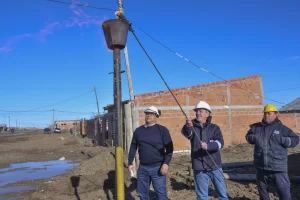 Berasaluce: “El gobernador dio la orden de conectar la mayor cantidad de usuarios a la red de gas” Berasaluce: “El gobernador dio la orden de conectar la mayor cantidad de usuarios a la red de gas”