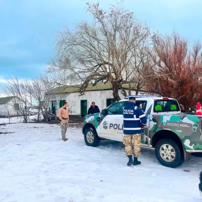 Intensificaron los patrullajes rurales y los controles preventivos en medio de las nevadas en El Chaltén