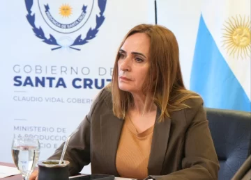 Nadia Ricci acusó a Pablo Grasso de “mentirle a la gente”, cuestionó la marcha al TSJ y reclamó el pago de aportes jubilatorios Nadia Ricci acusó a Pablo Grasso de “mentirle a la gente”, cuestionó la marcha al TSJ y reclamó el pago de aportes jubilatorios