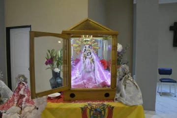 Fiesta de Asunción de la Virgen de Urkupiña: fe, tradición y comunidad se reunieron en el barrio San Benito Fiesta de Asunción de la Virgen de Urkupiña: fe, tradición y comunidad se reunieron en el barrio San Benito