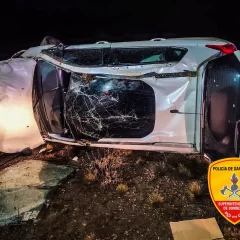 Ruta Provincial 43: perdió el control bajo la lluvia, volcó y resultó ilesa