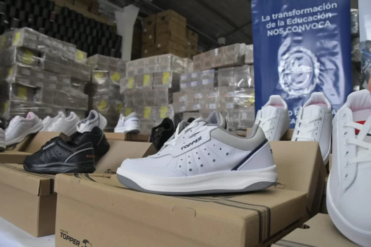  Para el próximo año, Vidal adelantó que se entregarán 93 mil pares. FOTO: JOSÉ SILVA / LOA