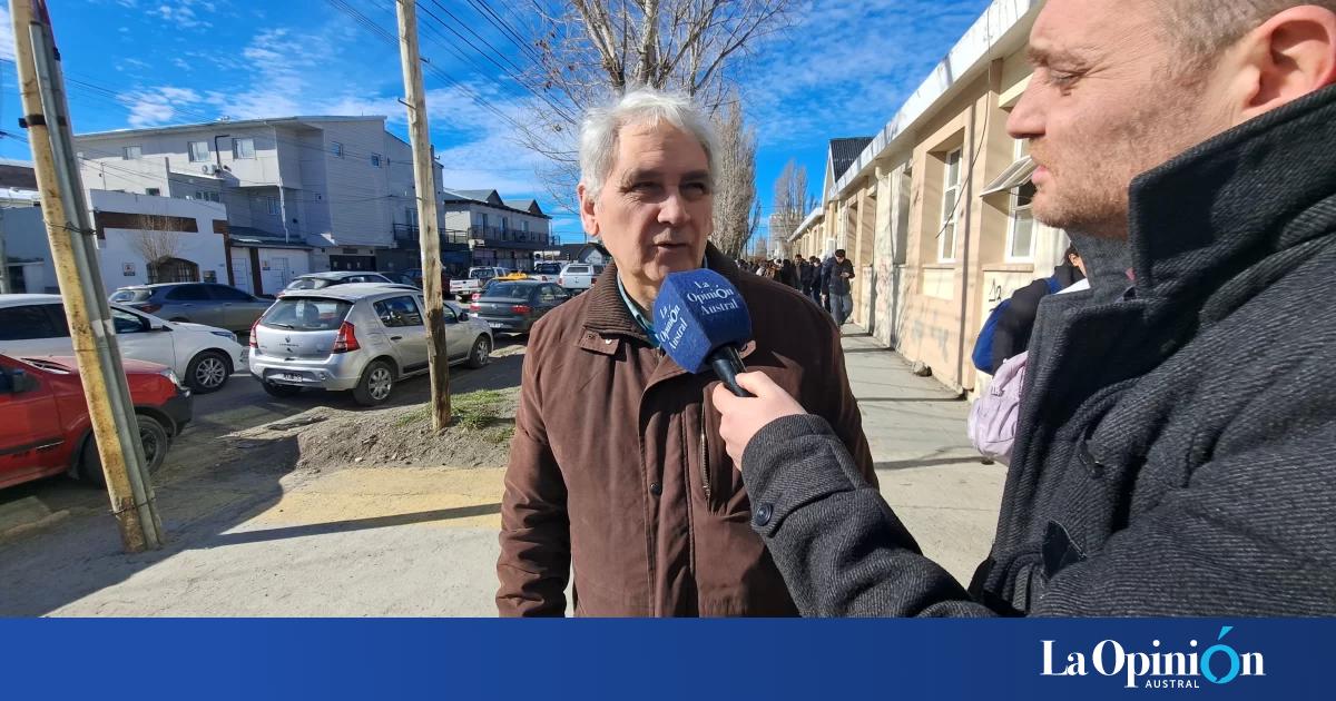 Los padres del Secundario N°25 hablaron con el móvil de LU12 AM680 tras la amenaza de tiroteo: 'Es lamentable'