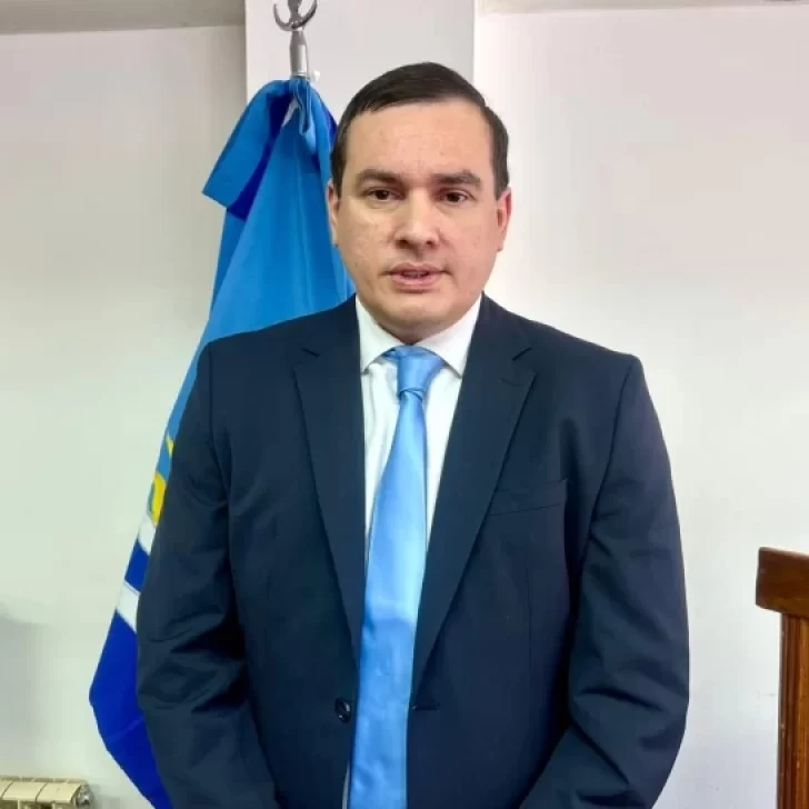 Carlos Albarracín, el juez propuesto por el gobernador Vidal, no será camarista: Diputados lo rechazó por 13 votos a 10 Carlos Albarracín, el juez propuesto por el gobernador Vidal, no será camarista: Diputados lo rechazó por 13 votos a 10