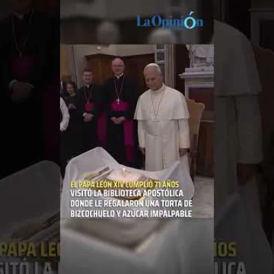 El Papa León XIV celebró su cumpleaños en la biblioteca vaticana