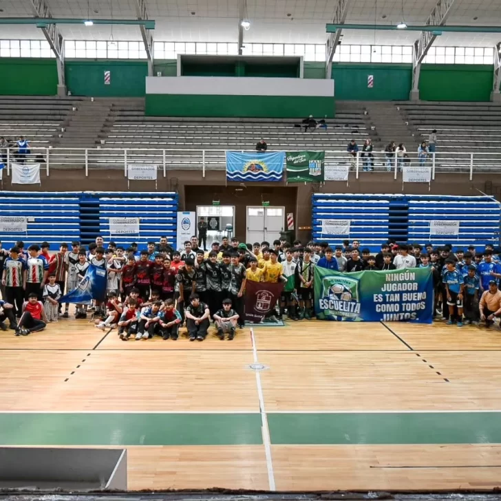 El futsal masculino define en Río Gallegos a los representantes de la Zona Sur El futsal masculino define en Río Gallegos a los representantes de la Zona Sur