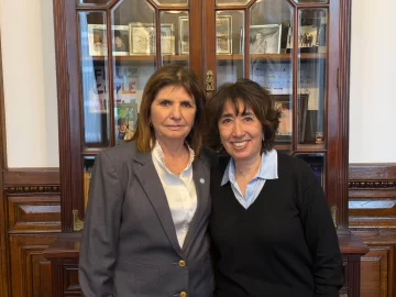 Roxana Reyes se mostró con Patricia Bullrich: “Gran encuentro con una amiga” Roxana Reyes se mostró con Patricia Bullrich: “Gran encuentro con una amiga”
