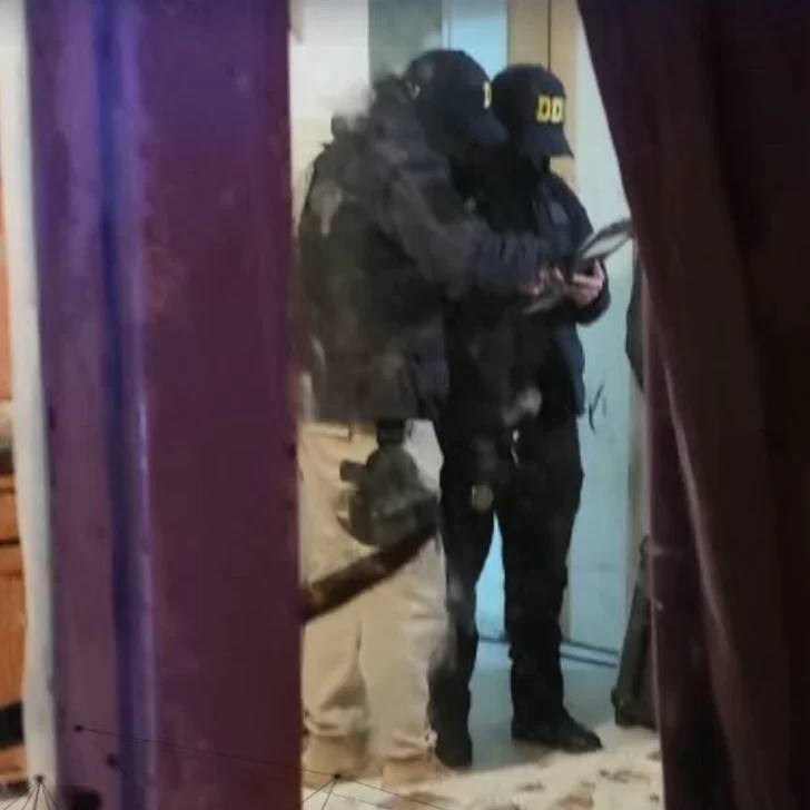 La Policía secuestró teléfonos en un operativo por una causa judicial en Puerto Deseado La Policía secuestró teléfonos en un operativo por una causa judicial en Puerto Deseado