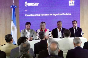 Monteoliva anticipó el plan de seguridad turística y afirmó: “Seguimos trabajando juntos Seguridad y Turismo” Monteoliva anticipó el plan de seguridad turística y afirmó: “Seguimos trabajando juntos Seguridad y Turismo”