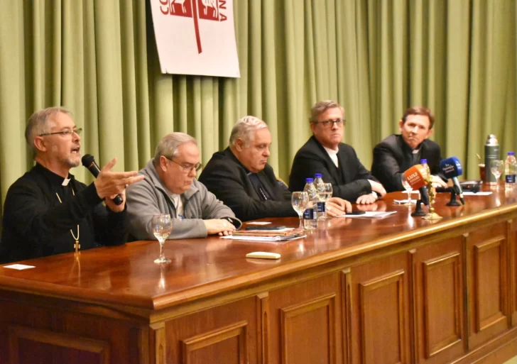 CEA-CONFERENCIA-PAPA-LEON-4-728x513 CEA-CONFERENCIA-PAPA-LEON-4-728x513