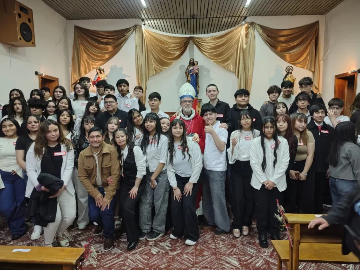 CONFIRMACION-IGNACIO-MEDINA-EN-LAS-HERAS-728x546