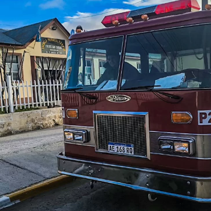 Susto en una escuela de Puerto Deseado: bomberos intervinieron por un desperfecto en las calderas Susto en una escuela de Puerto Deseado: bomberos intervinieron por un desperfecto en las calderas
