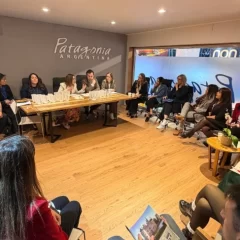Santa Cruz fortaleció su agenda turística en una nueva reunión del Consejo Provincial de Turismo en la FIT 2026