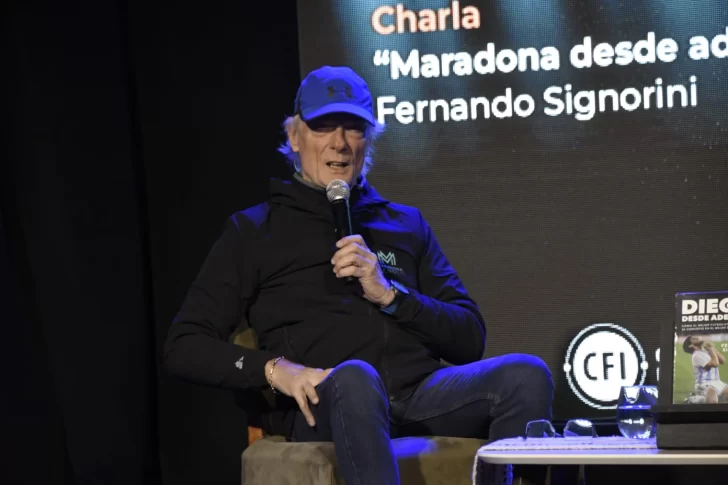 FERNANDO-SIGNORINI-EN-LA-FERIA-DEL-LIBRO-728x485