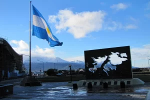 Soberanía: Tierra del Fuego advierte sobre una “trampa jurídica” en la pesca del Atlántico Sur y pide derogar una ley clave
