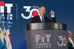 Daniel Scioli destacó el ingreso de divisas por turismo y el impulso a los eventos deportivos en la inauguración de la FIT en Buenos Aires Daniel Scioli destacó el ingreso de divisas por turismo y el impulso a los eventos deportivos en la inauguración de la FIT en Buenos Aires