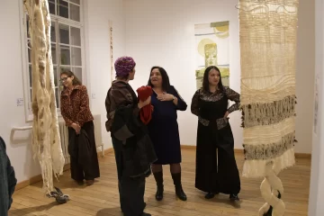 Artistas guiarán visita a la muestra “Laboratorio Textil” en el Museo Minnicelli Artistas guiarán visita a la muestra “Laboratorio Textil” en el Museo Minnicelli