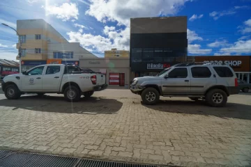 Una camioneta del Consejo de Educación fue embestida de atrás en pleno centro de Río Gallegos Una camioneta del Consejo de Educación fue embestida de atrás en pleno centro de Río Gallegos