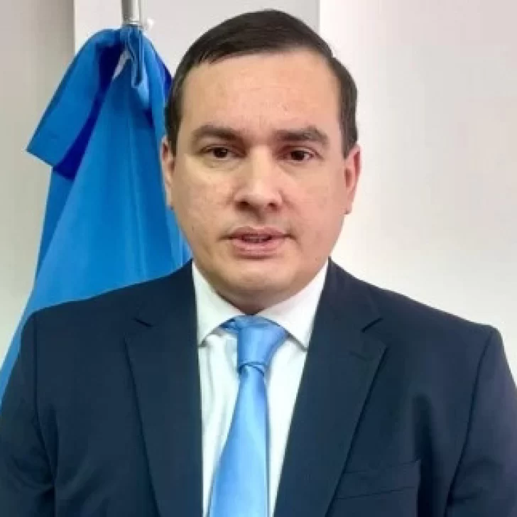 El gobernador Claudio Vidal volvió a insistir con el pliego del juez Carlos Albarracín El gobernador Claudio Vidal volvió a insistir con el pliego del juez Carlos Albarracín