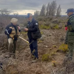 Controlaron a seis pescadores que estaban en veda en el arroyo Las Chilcas de Los Antiguos