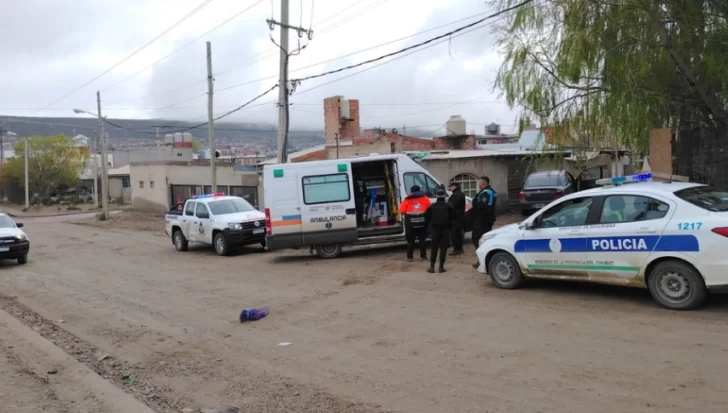 POLICIA-CHOQUE-AUTO-CASA-728x413