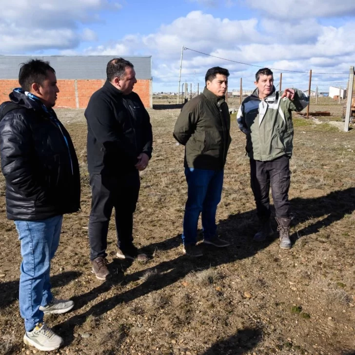“Es una alegría muy grande”, afirmó Claudio Leyenda sobre la futura cancha de césped sintético de Unión Santacruceña “Es una alegría muy grande”, afirmó Claudio Leyenda sobre la futura cancha de césped sintético de Unión Santacruceña
