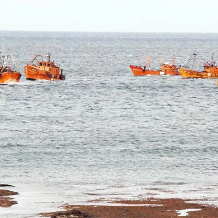 Pesca en el Golfo San Jorge: Santa Cruz y Chubut buscan ampliar la zona de operación de la flota amarilla Pesca en el Golfo San Jorge: Santa Cruz y Chubut buscan ampliar la zona de operación de la flota amarilla