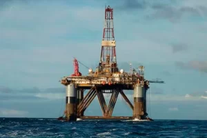 Tras la cadena nacional de Milei, tres gigantes petroleras anunciaron que no operarán en Malvinas Tras la cadena nacional de Milei, tres gigantes petroleras anunciaron que no operarán en Malvinas