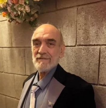Falleció Walter Dante Zinna, reconocido profesor de danzas y creador del Ballet Raíces de Santa Cruz Falleció Walter Dante Zinna, reconocido profesor de danzas y creador del Ballet Raíces de Santa Cruz