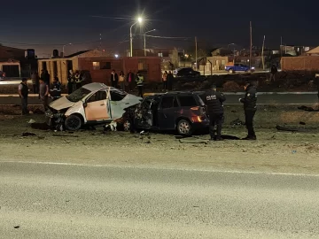 Violento choque entre dos vehículos en Las Heras: hay una víctima fatal y dos personas lesionadas Violento choque entre dos vehículos en Las Heras: hay una víctima fatal y dos personas lesionadas