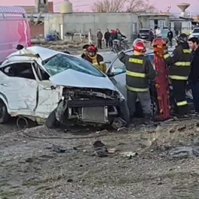 Violento choque entre dos vehículos en Las Heras: hay una víctima fatal y dos personas lesionadas