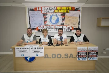ADOSAC brindó una conferencia de prensa por lo ocurrido en la Escuela 83: “La docencia no miente” ADOSAC brindó una conferencia de prensa por lo ocurrido en la Escuela 83: “La docencia no miente”
