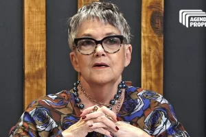 Alicia Castro, diplomática: “Estados Unidos utiliza Malvinas para negociar temas petroleros con el Reino Unido como si fueran un activo propio” Alicia Castro, diplomática: “Estados Unidos utiliza Malvinas para negociar temas petroleros con el Reino Unido como si fueran un activo propio”