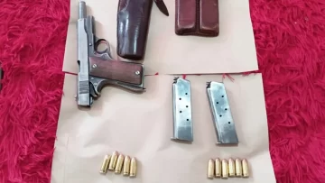 Secuestraron una pistola calibre 45 con marcas de Gendarmería tras una denuncia por amenazas en El Chaltén Secuestraron una pistola calibre 45 con marcas de Gendarmería tras una denuncia por amenazas en El Chaltén
