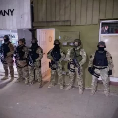 Desbarataron un bunker de drogas en pleno centro de Río Gallegos: cinco personas demoradas