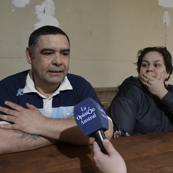 Habló la pareja que asistió a la familia del juez Carlos Albarracín tras el brutal choque: “Venían alcoholizados y marcaron a una familia para siempre” Habló la pareja que asistió a la familia del juez Carlos Albarracín tras el brutal choque: “Venían alcoholizados y marcaron a una familia para siempre”