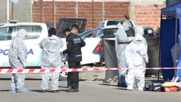 Horror: hallaron una beba sin vida dentro de una bolsa de basura y un perro se estaba comiendo los restos Horror: hallaron una beba sin vida dentro de una bolsa de basura y un perro se estaba comiendo los restos